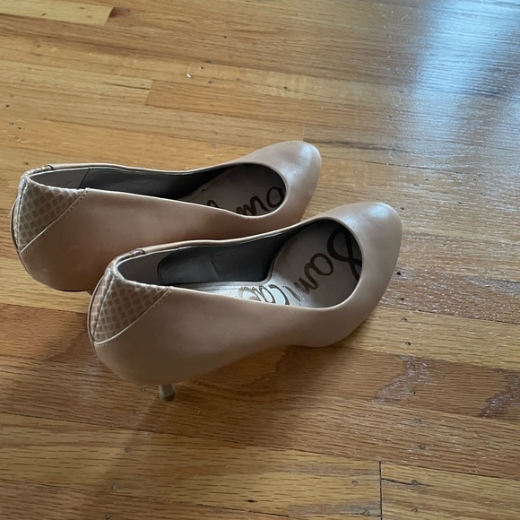 Sam Edelman rounded toe pump - Picture 3 of 5